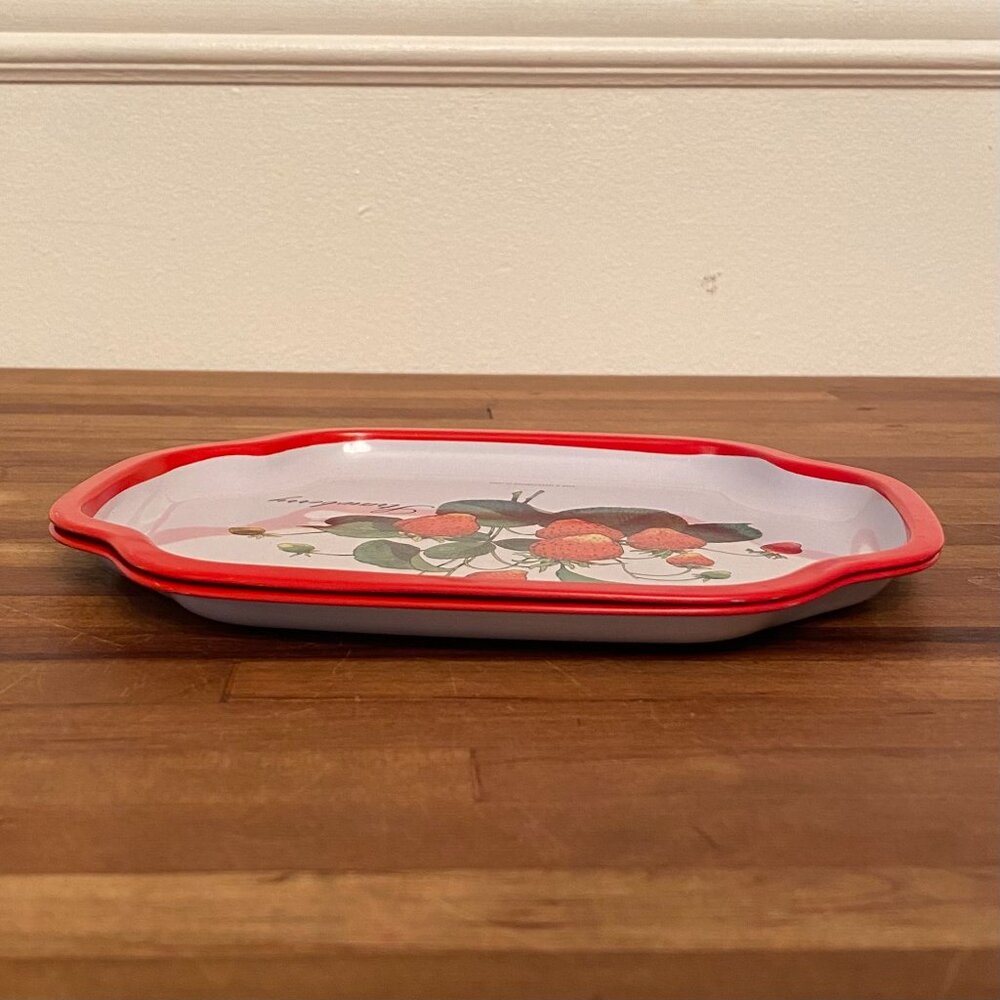 Strawberry Tin Trays Set of 2 - Picture 6 of 8